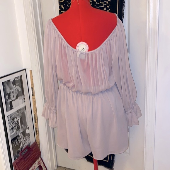 ASOS DESIGN Off Shoulder Romper With Cut Out Detail - Picture 8 of 12